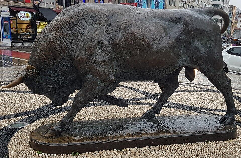 Kadıköy Boğa Heykeli