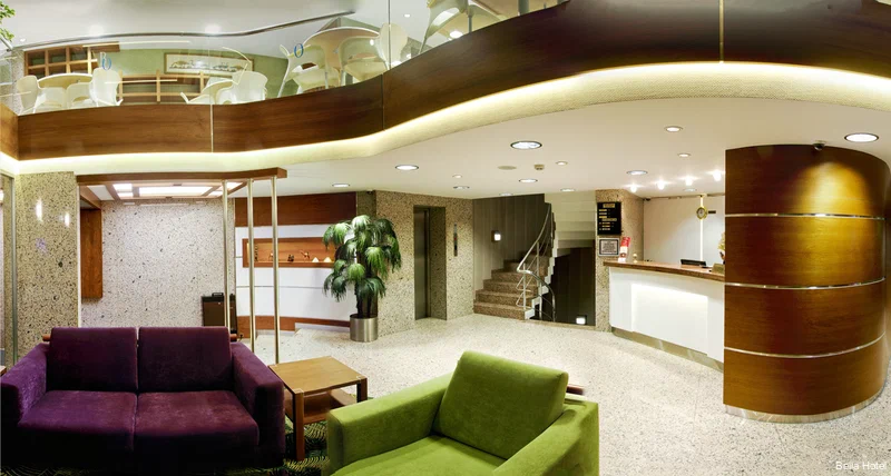 Bella Otel lobi